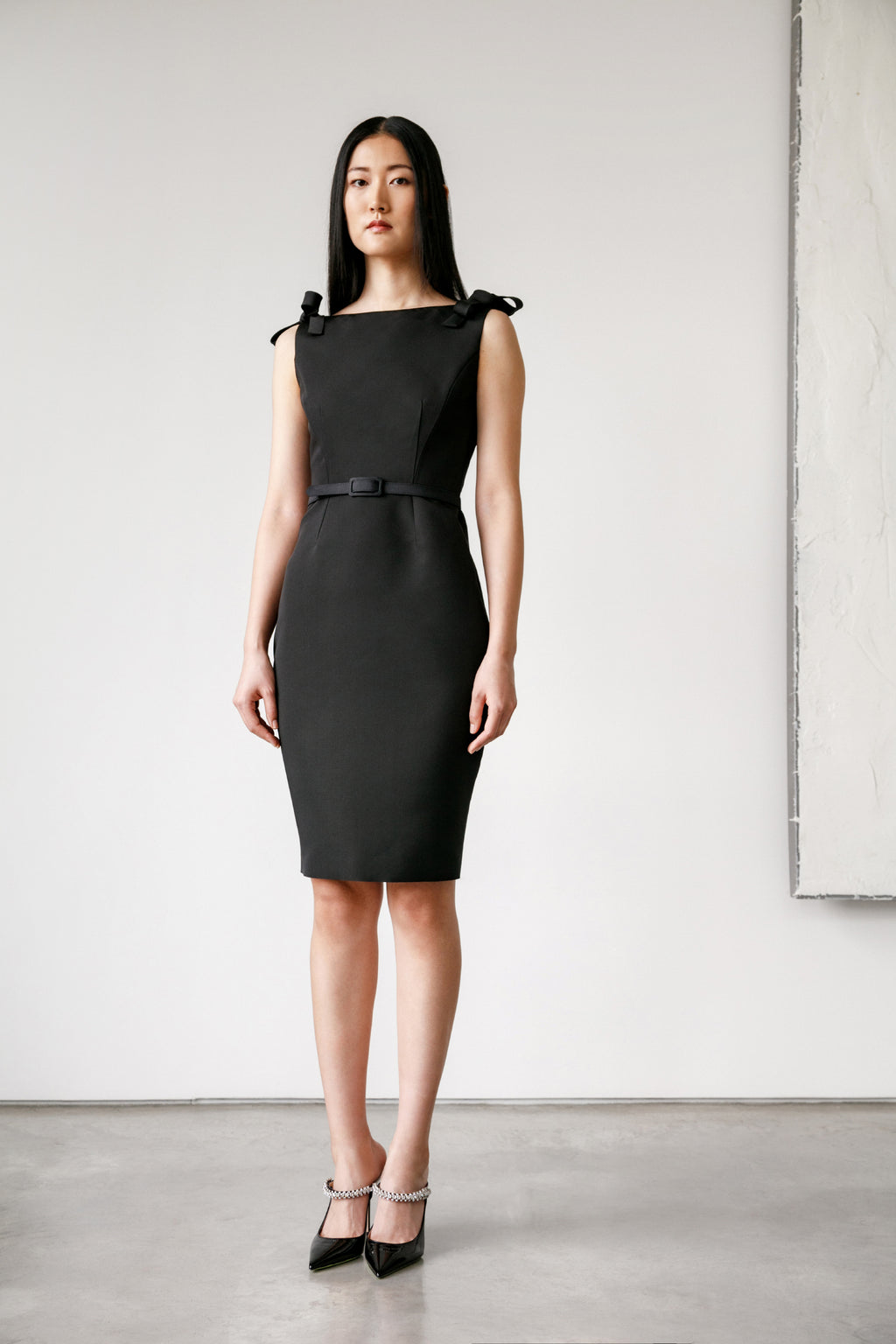 Vintage V Back Bow Tie Dress with Belt Catherine Regehr Vintage V Back Bow Tie Dress with Belt Catherine Regehr