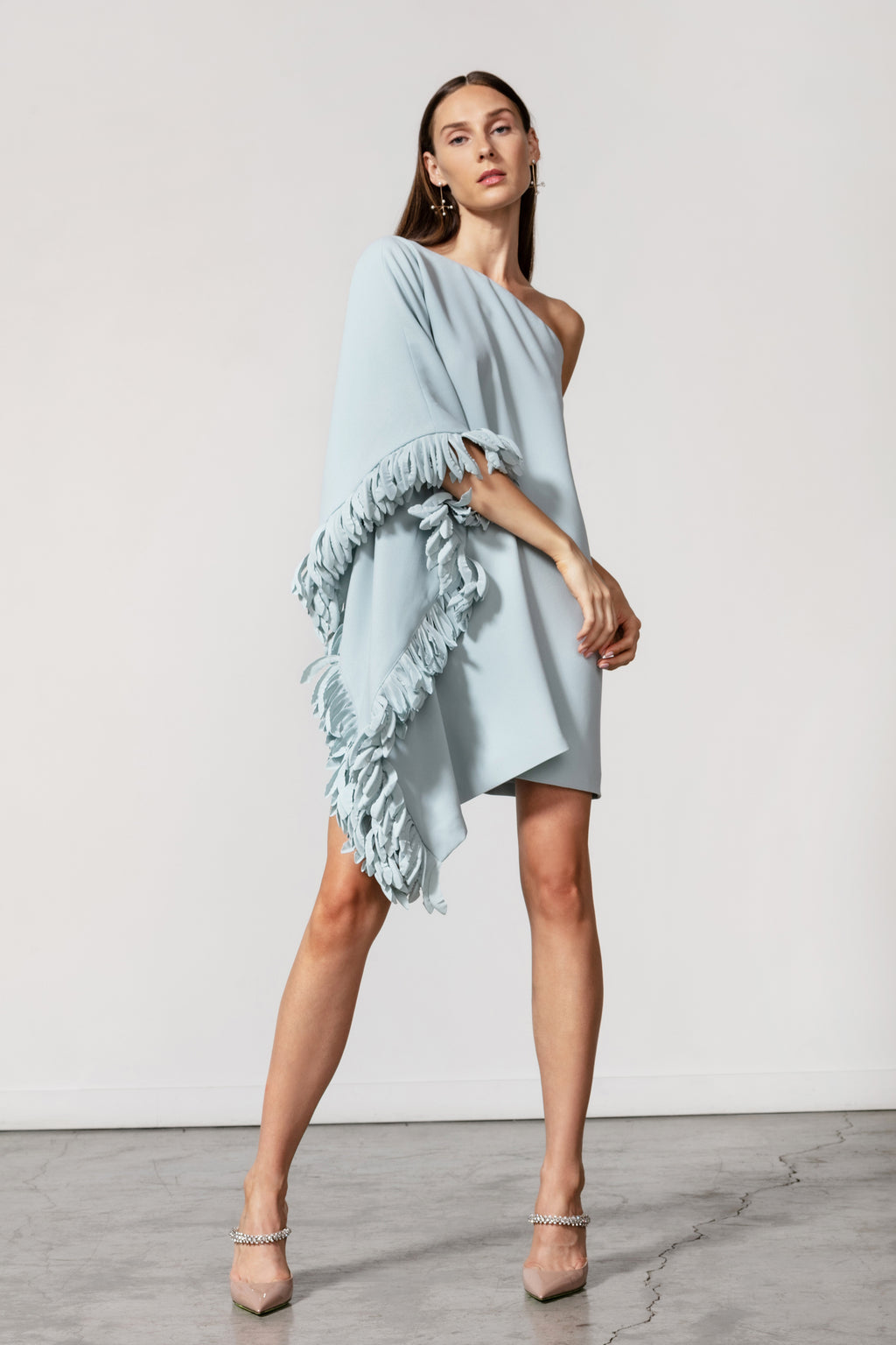 one shoulder dress history The Timeless Allure of Shoulder-Baring Prom Dresses