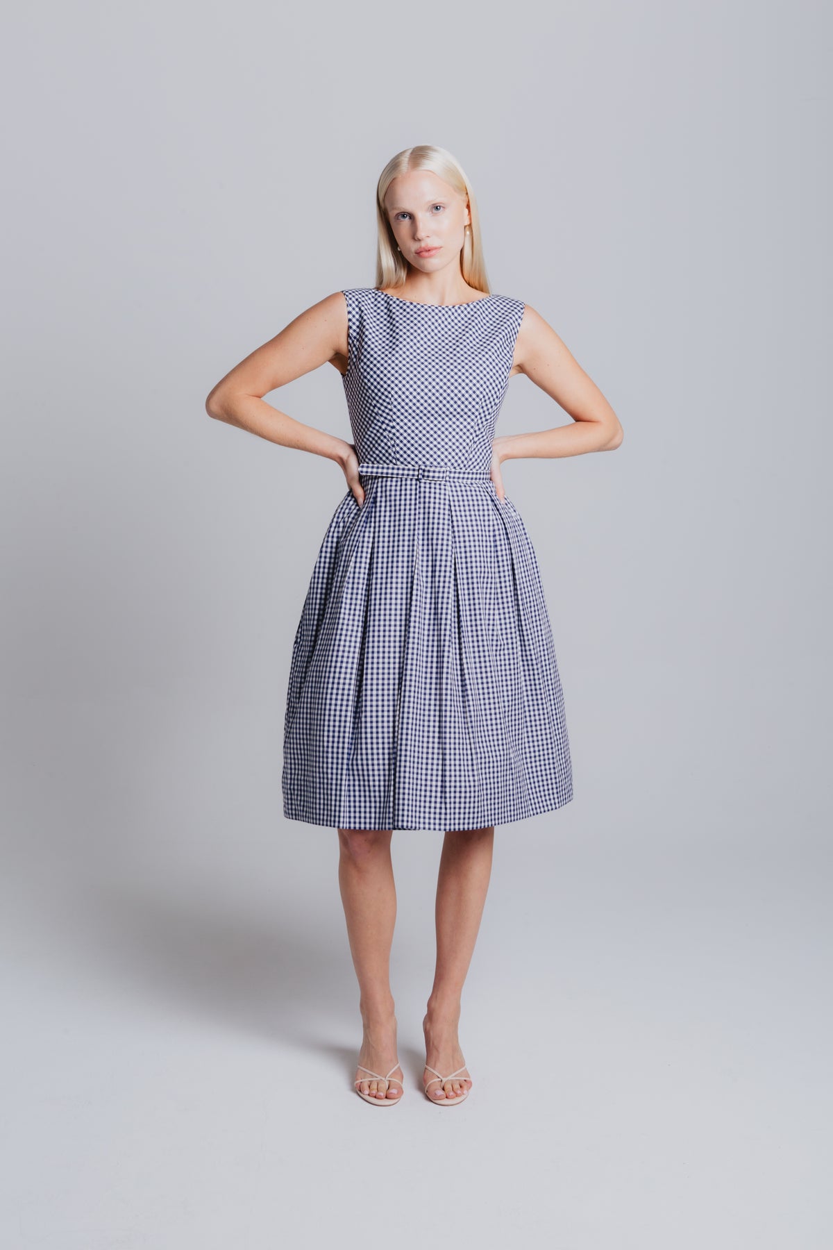 long sleeve denim maxi dress Rima Pintuck Linen-Blend – Blue Denim Blue / US 18 Size:L-XXL + C cup wEventDress and modest coverage Custom Tailoring & Dress